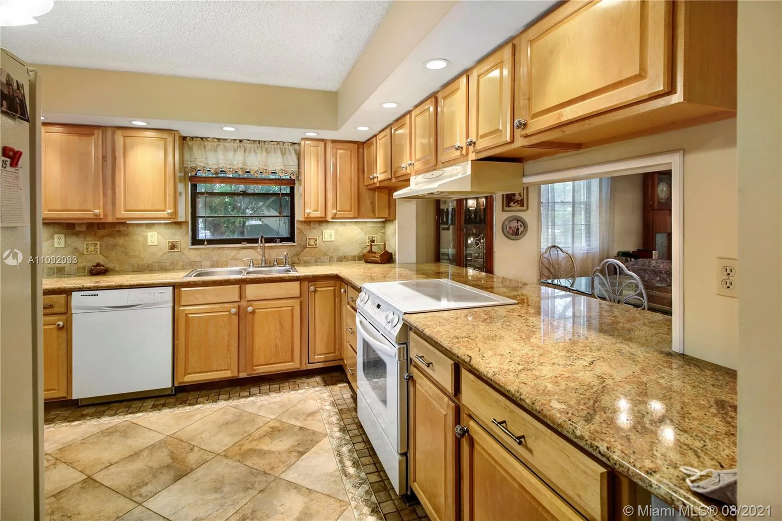 6085 N Sabal Palm Blvd # 201, Tamarac FL 33319
