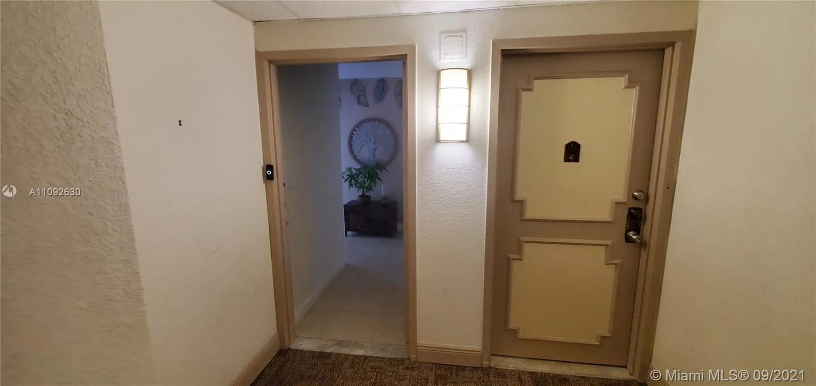 2780 NE 183rd St # 302, Aventura FL 33160
