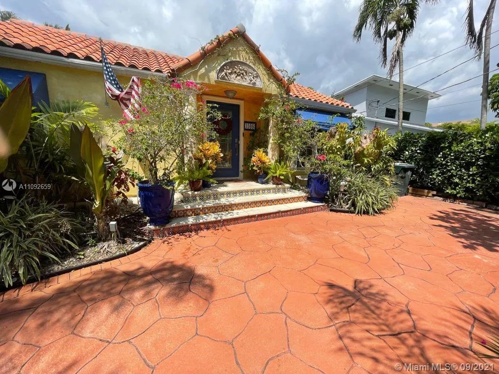 4108 SW 62nd Ave, South Miami FL 33155