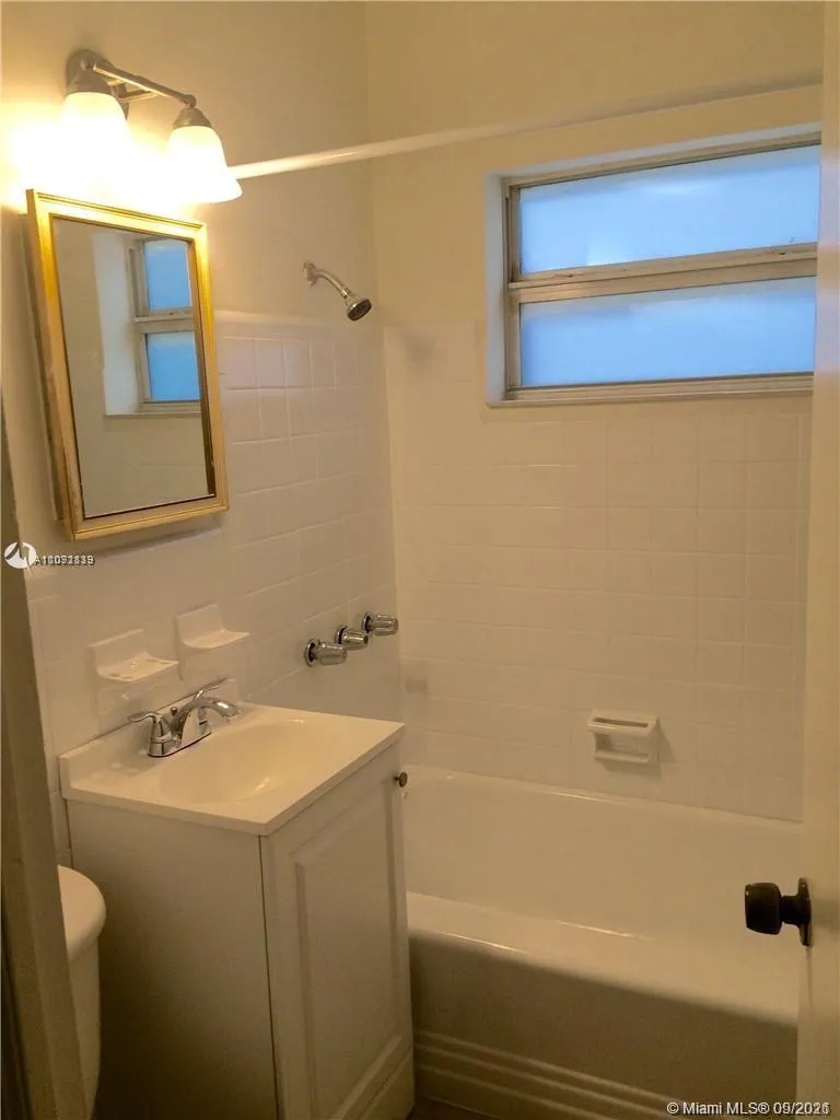 1825 NE 26th Ave, Fort Lauderdale FL 33305