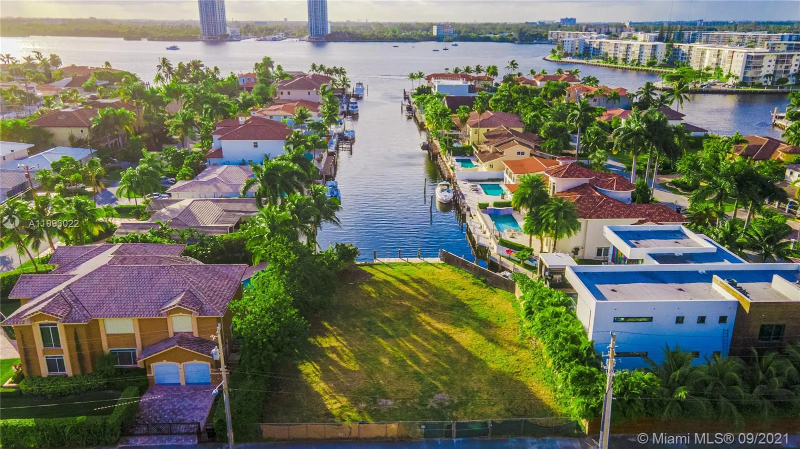 17050 NE 35th Ave, North Miami Beach FL 33160