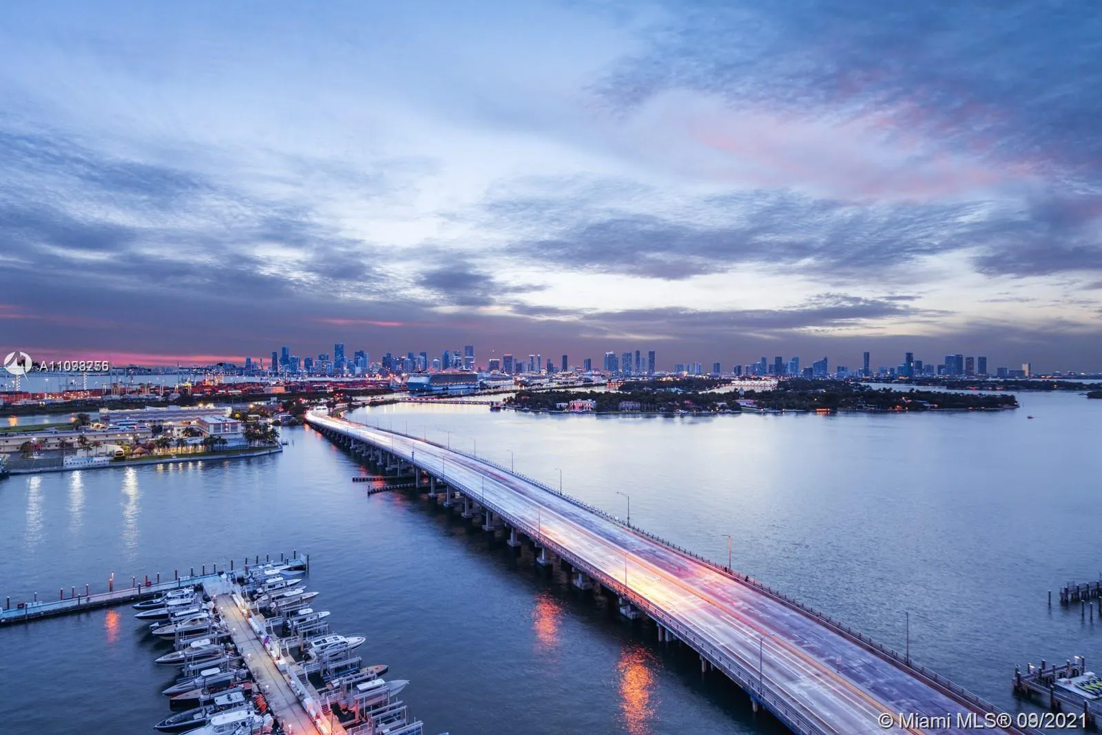 3 bedroom 3 bath for sale at 450 Alton Rd # 3401, Miami Beach FL 33139