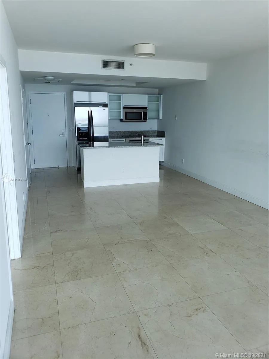 888 Biscayne Blvd # 3207, Miami FL 33132
