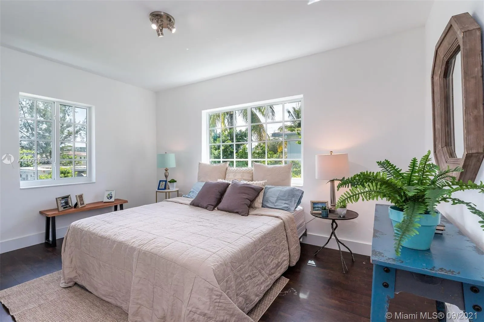 1785 Marseille Dr # 3, Miami Beach FL 33141