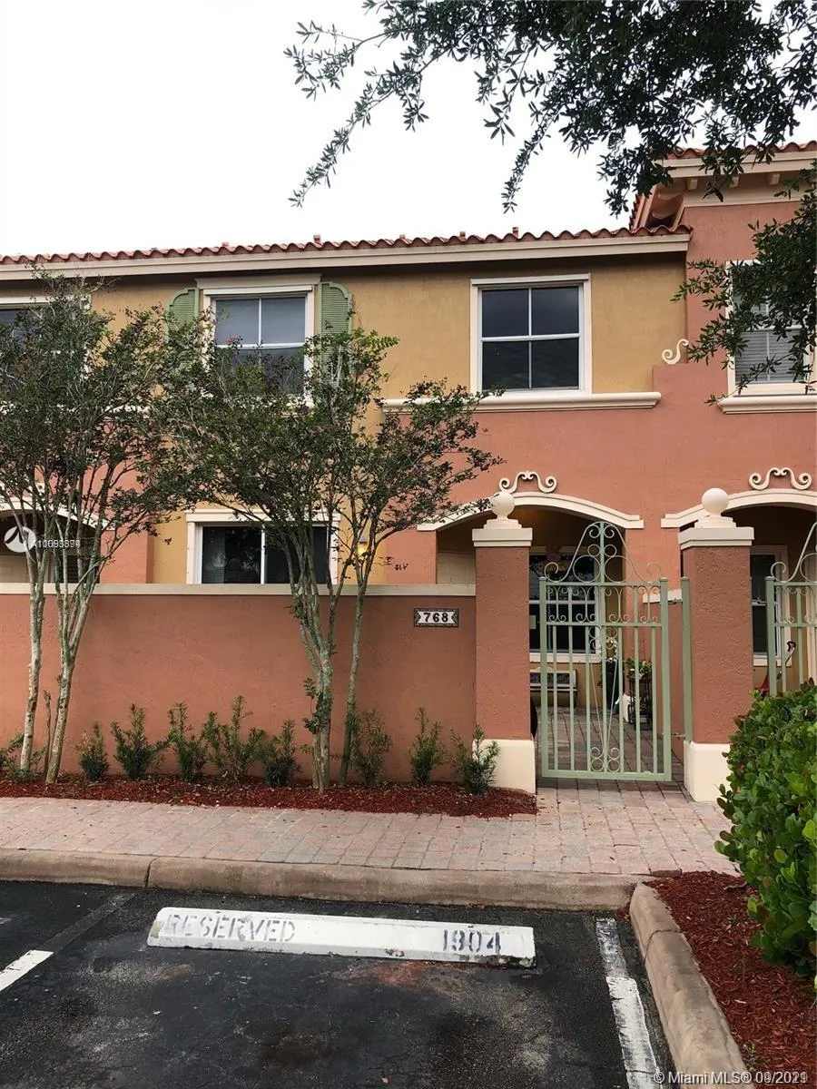 768 SW 106th Ave # 1904, Pembroke Pines FL 33025