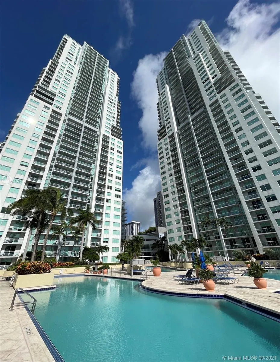 1 bedroom 1 bath for rent at 244 Biscayne Blvd # 1505, Miami FL 33132