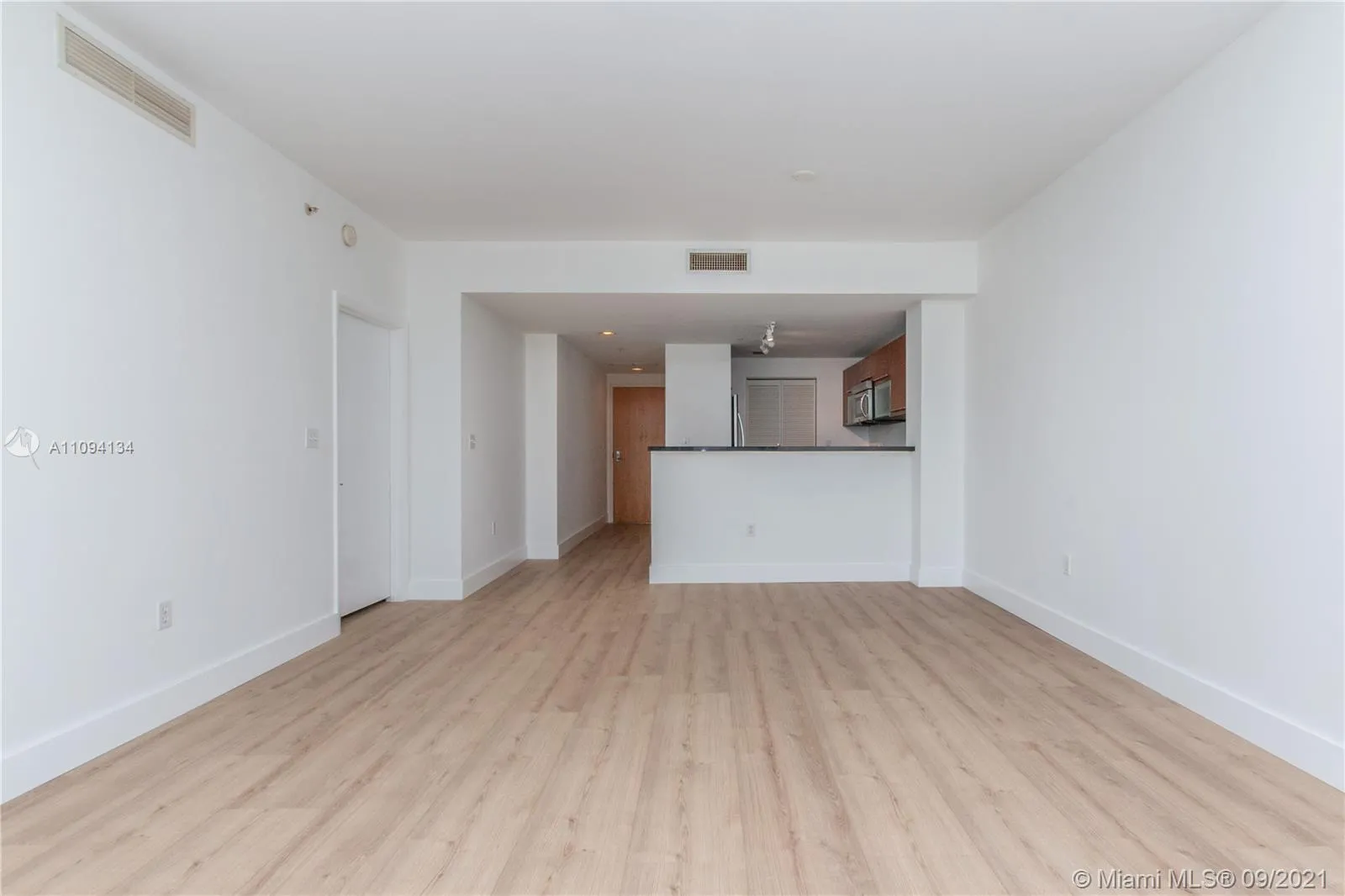 244 Biscayne Blvd # 1505, Miami FL 33132