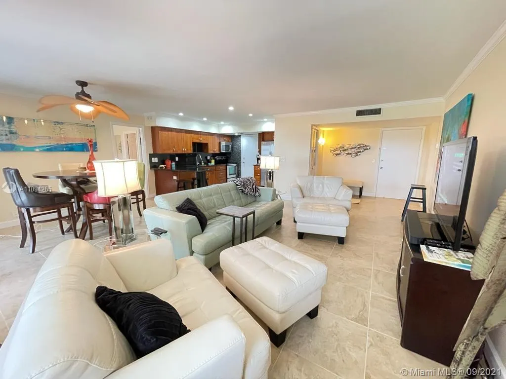 200 Diplomat Pkwy # 519, Hallandale Beach FL 33009