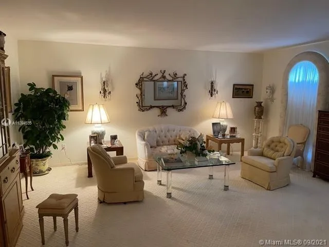 164 Camden Dr, Bal Harbour FL 33154