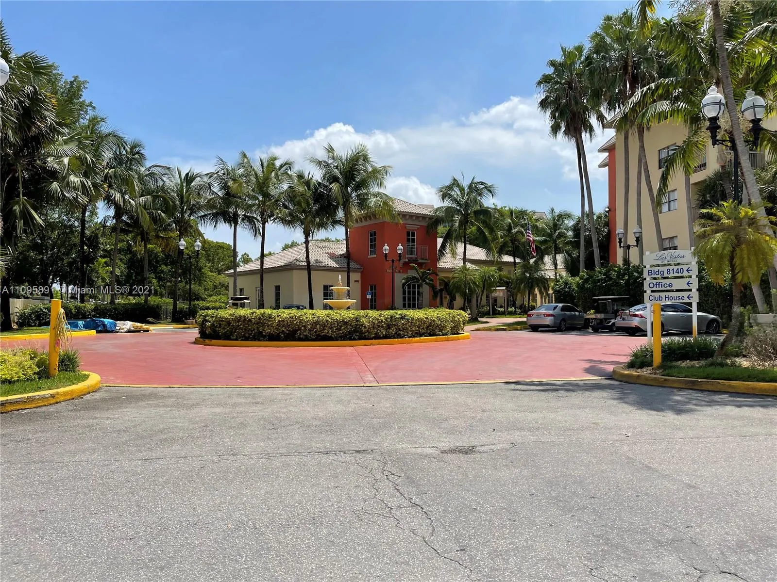 8225 Lake Dr # 502, Doral FL 33166