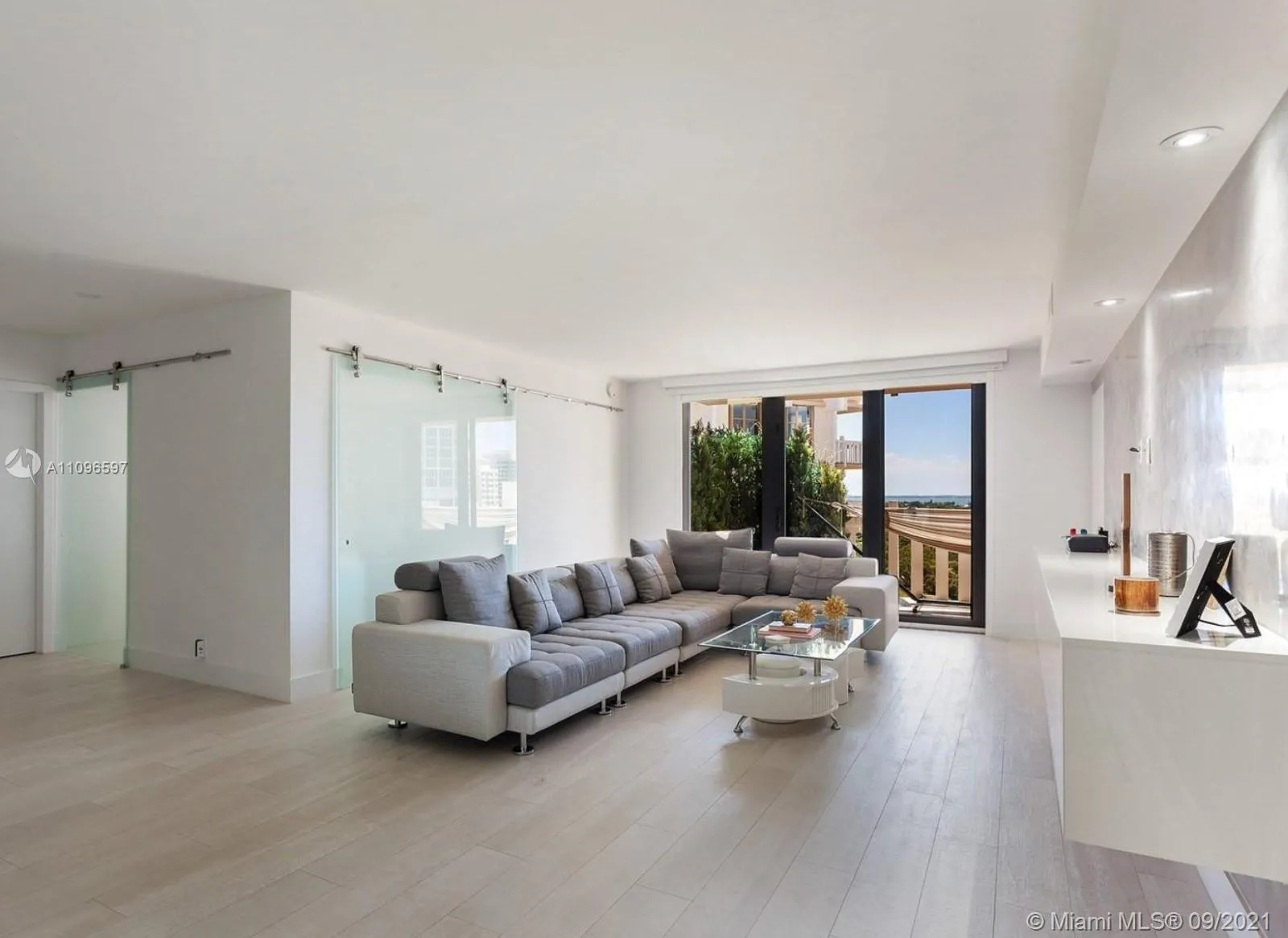 1111 Crandon Blvd # A1105, Key Biscayne FL 33149