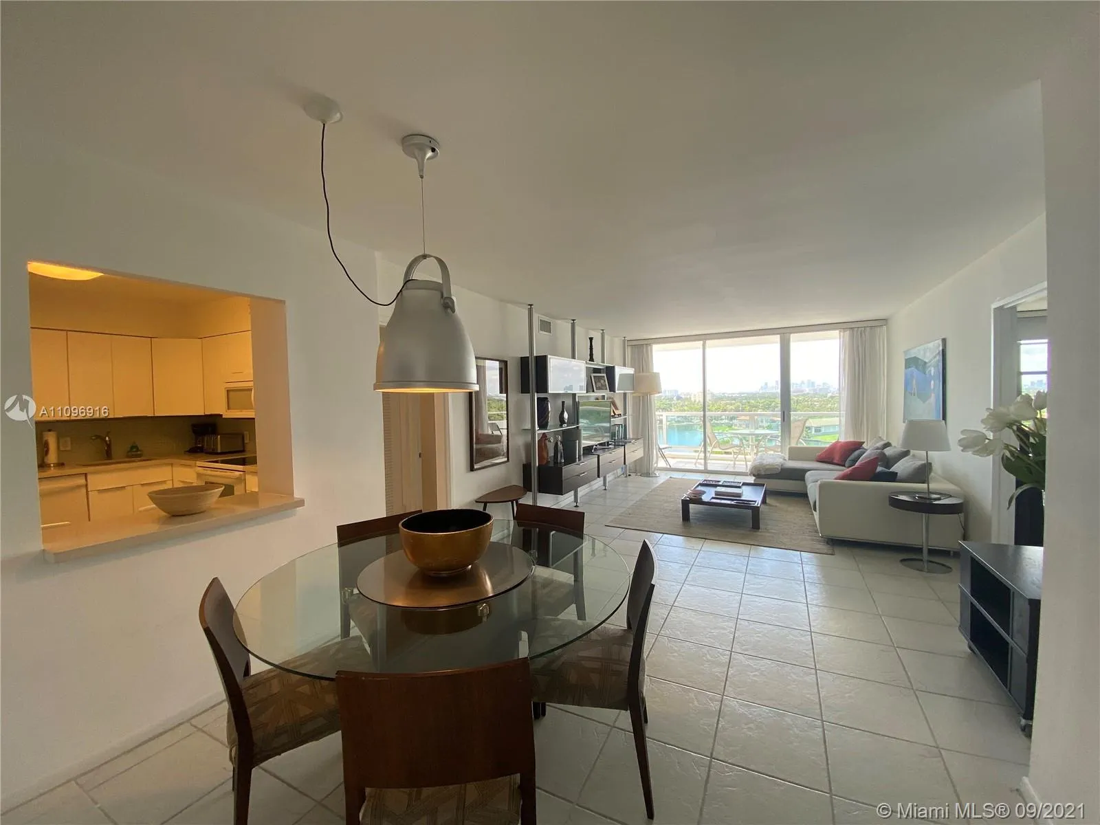 5161 Collins Ave # 1006, Miami Beach FL 33140