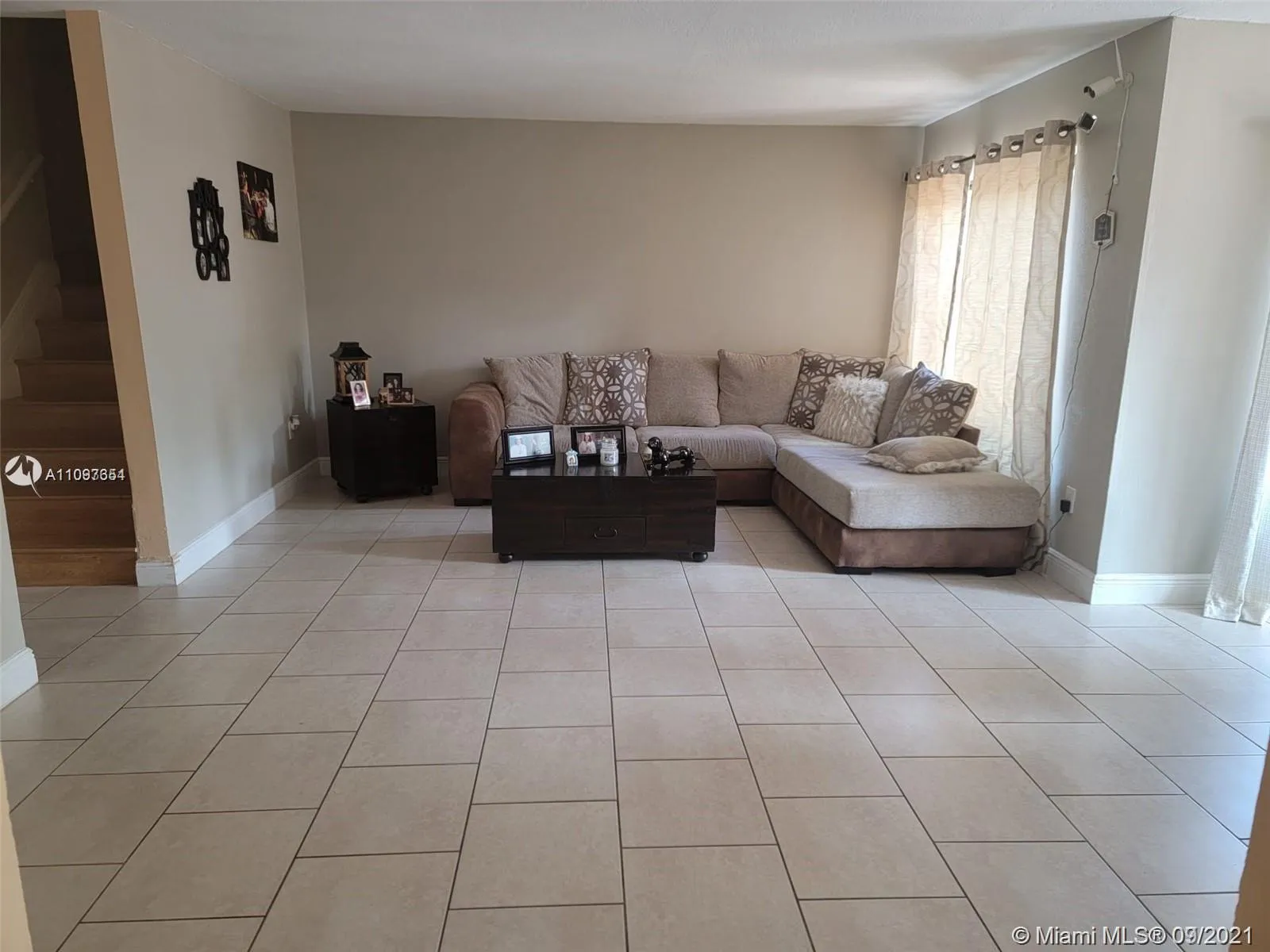 13208 SW 10th Ln, Miami FL 33184