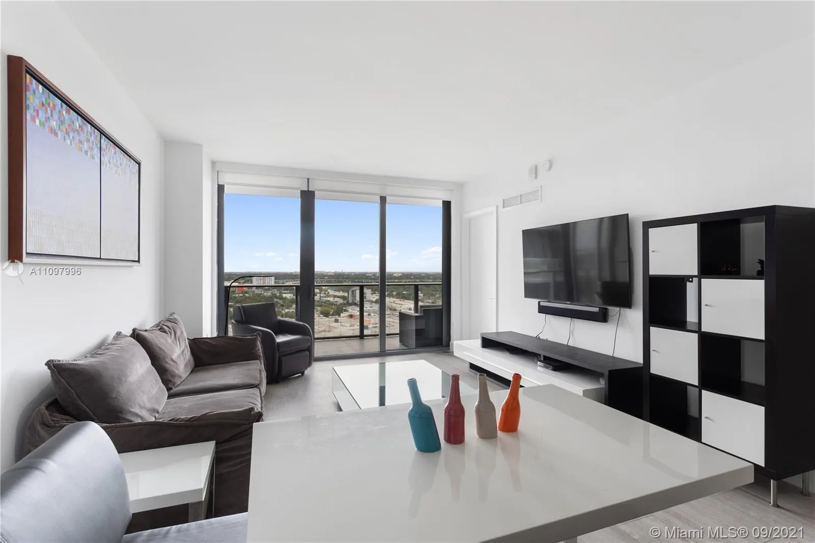 121 NE 34th St # 1812, Miami FL 33137