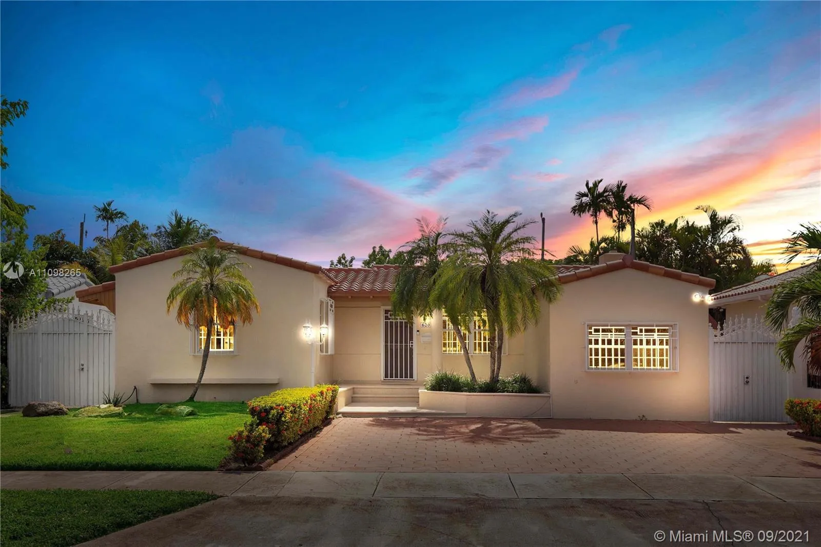 4 bedroom 4 bath for rent at 620 SW 22nd Rd, Miami FL 33129