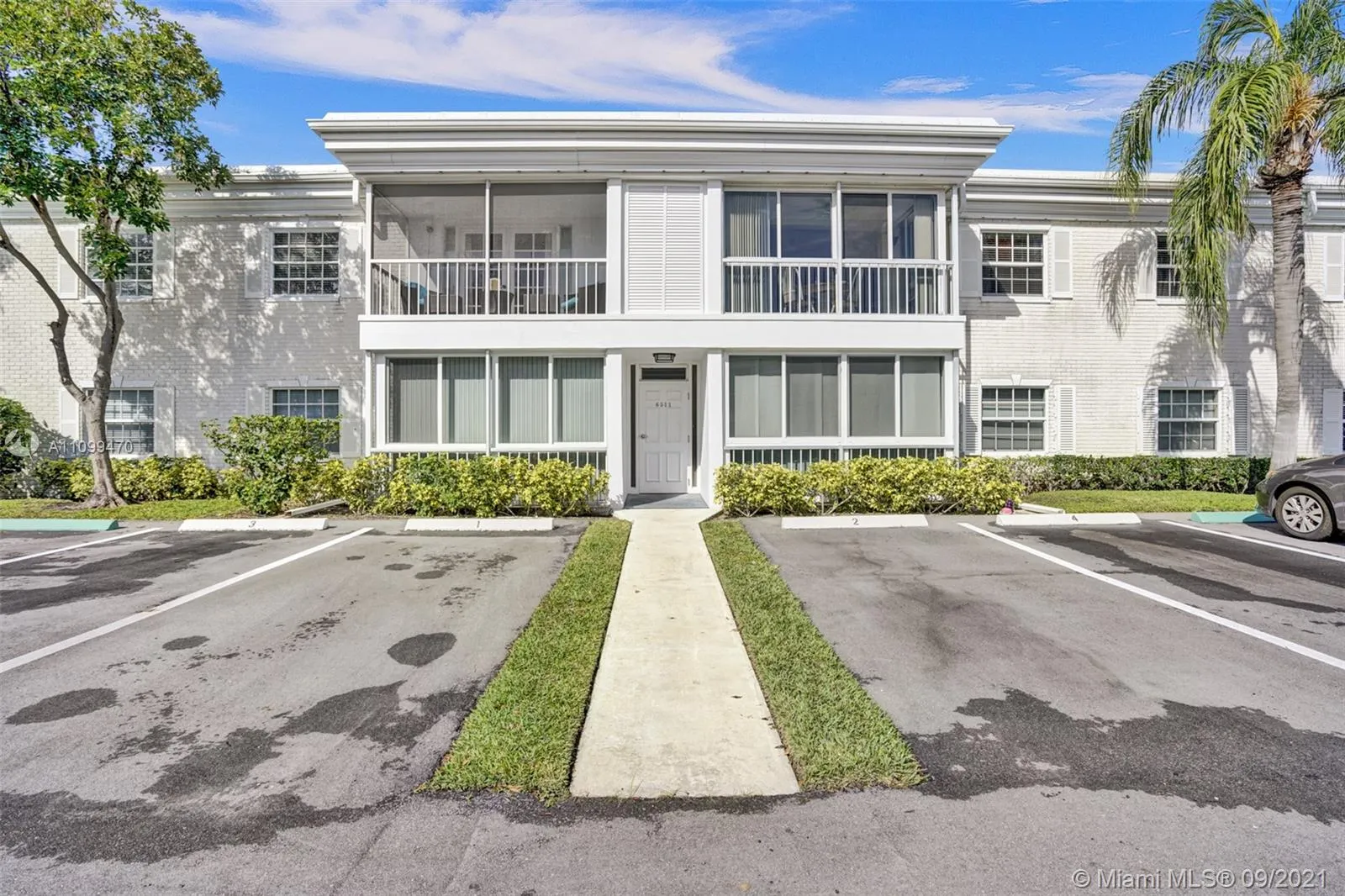 2 bedroom 2 bath for rent at 6511 Bay Club Dr # 3, Fort Lauderdale FL 33308