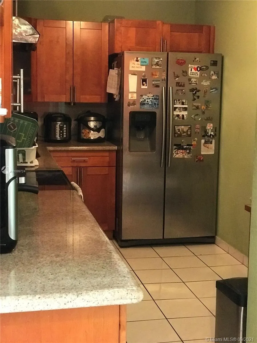 6969 Collins Ave # 912, Miami Beach FL 33141