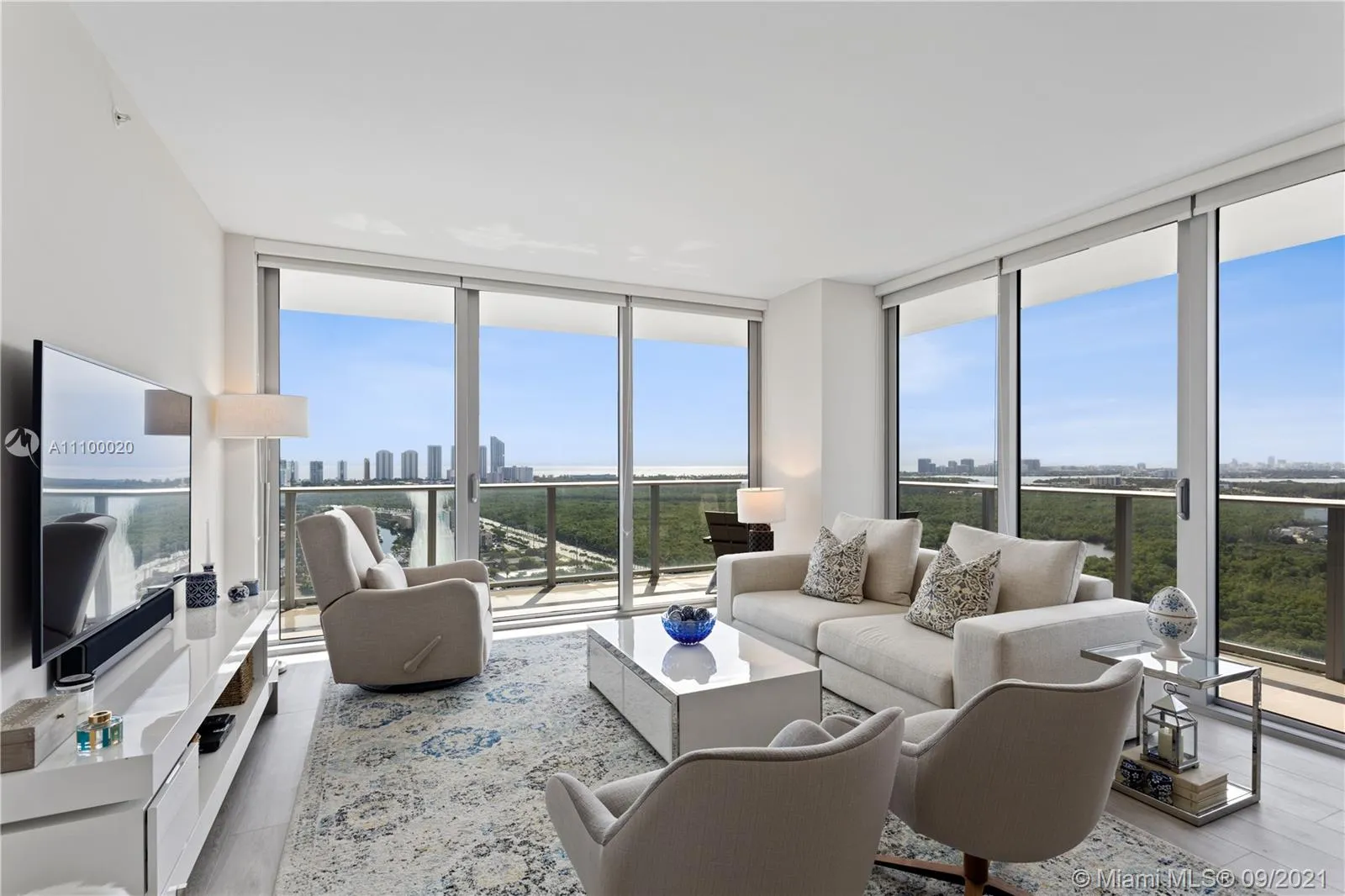 16385 Biscayne Blvd # 3121, North Miami Beach FL 33160
