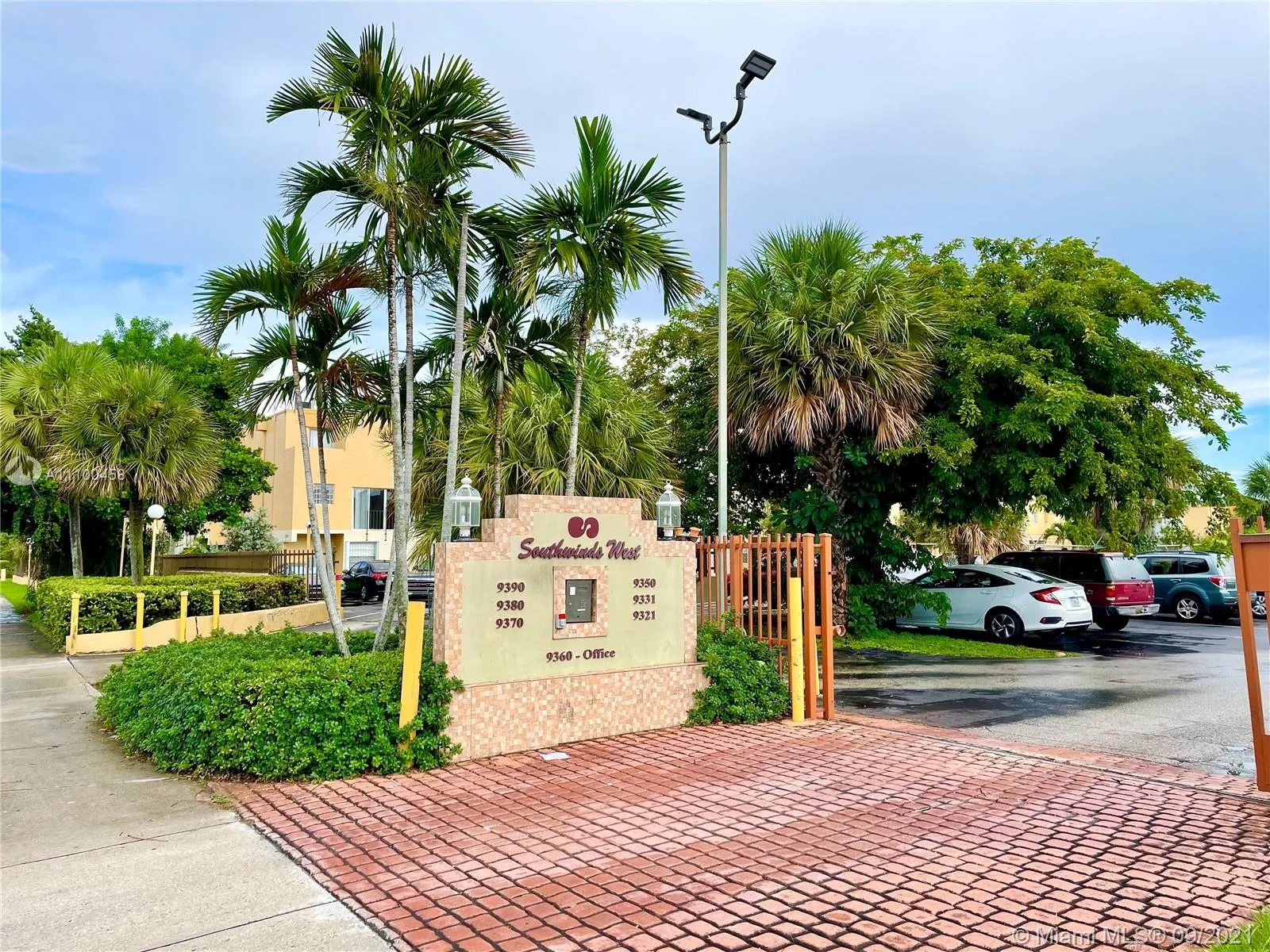 9321 SW 4th St # 230C, Miami FL 33174