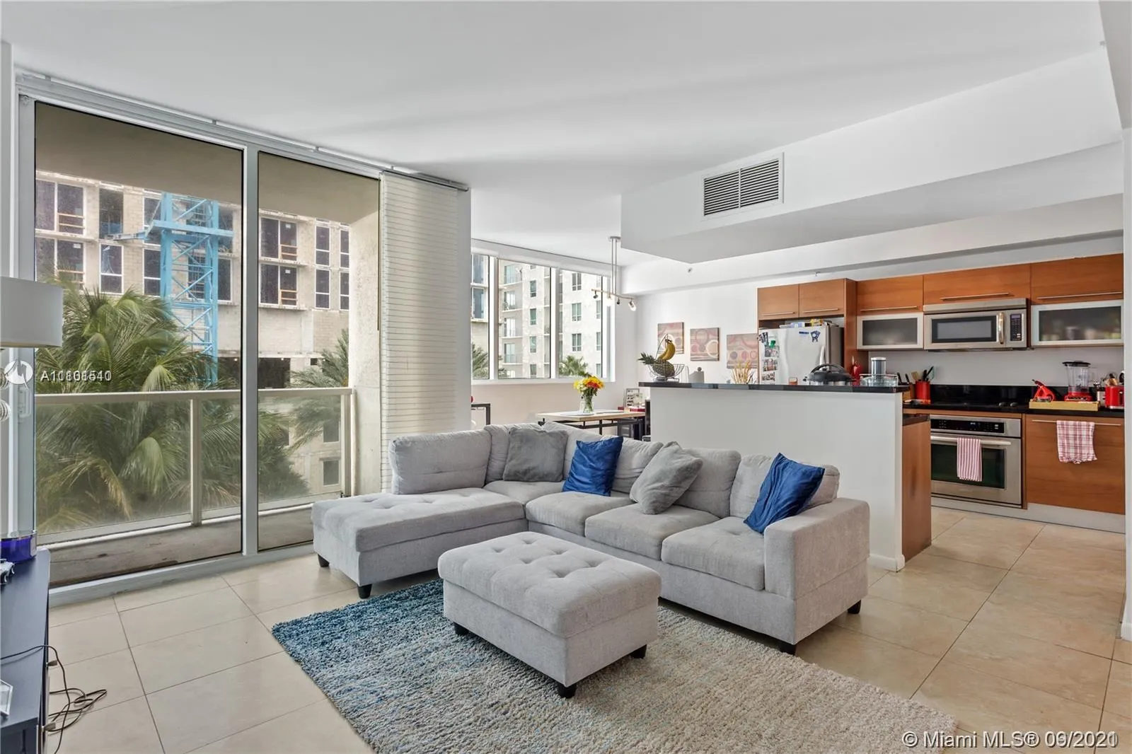 2 bedroom 2 bath for sale at 253 NE 2nd St # 1108, Miami FL 33132