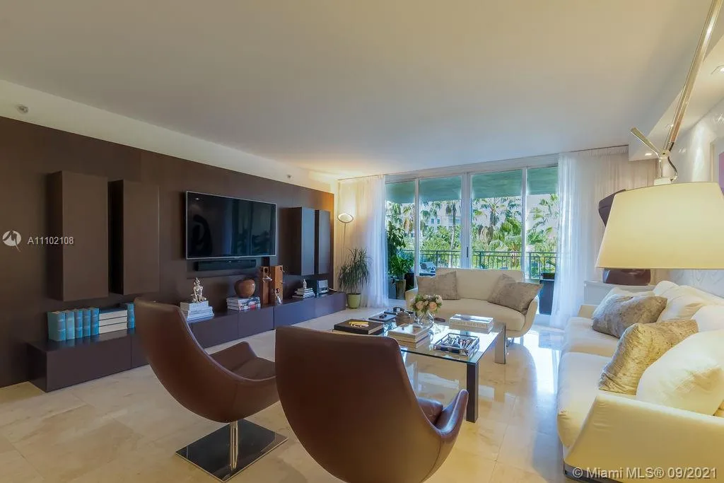 765 Crandon Blvd # 206, Key Biscayne FL 33149