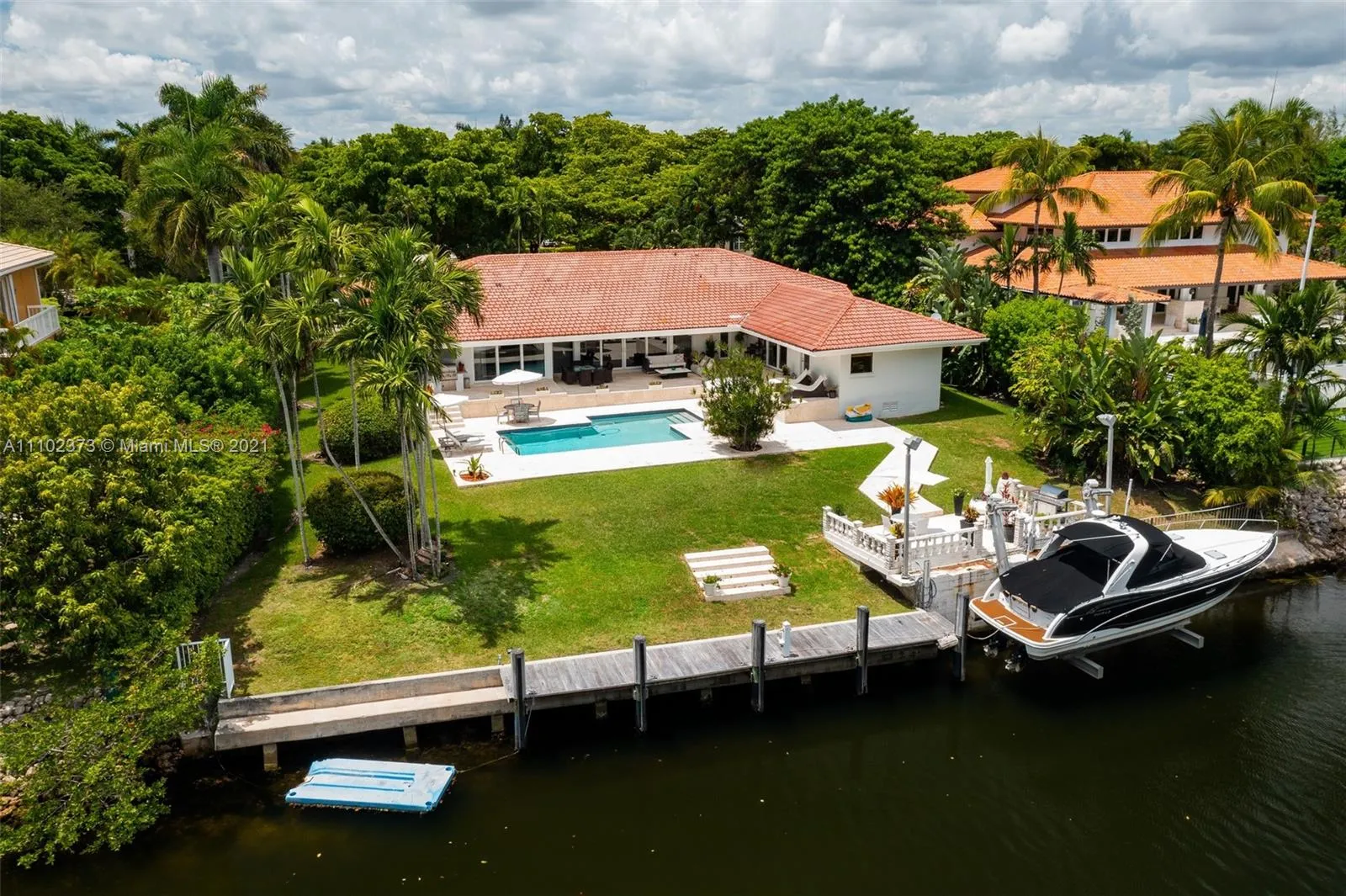 7 bedroom 4 bath for sale at 7155 Los Pinos Blvd, Coral Gables FL 33143