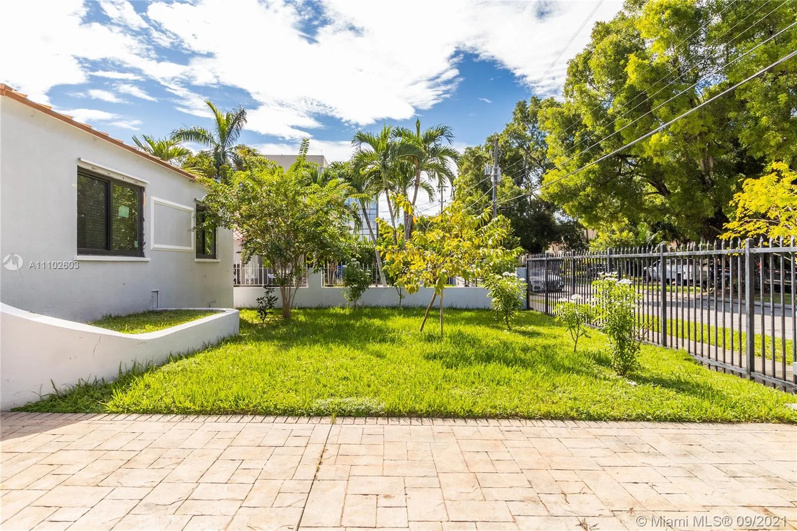 353 SW 23rd Rd, Miami FL 33129