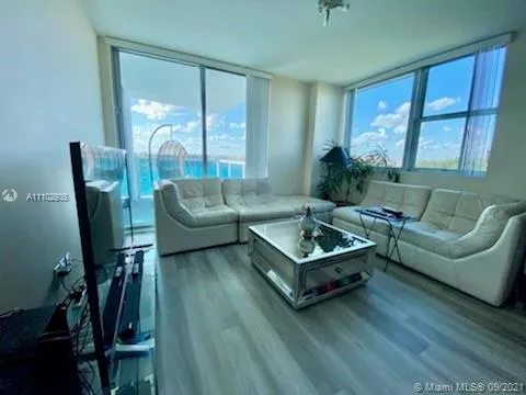 2641 N Flamingo Rd # 508N, Sunrise FL 33323
