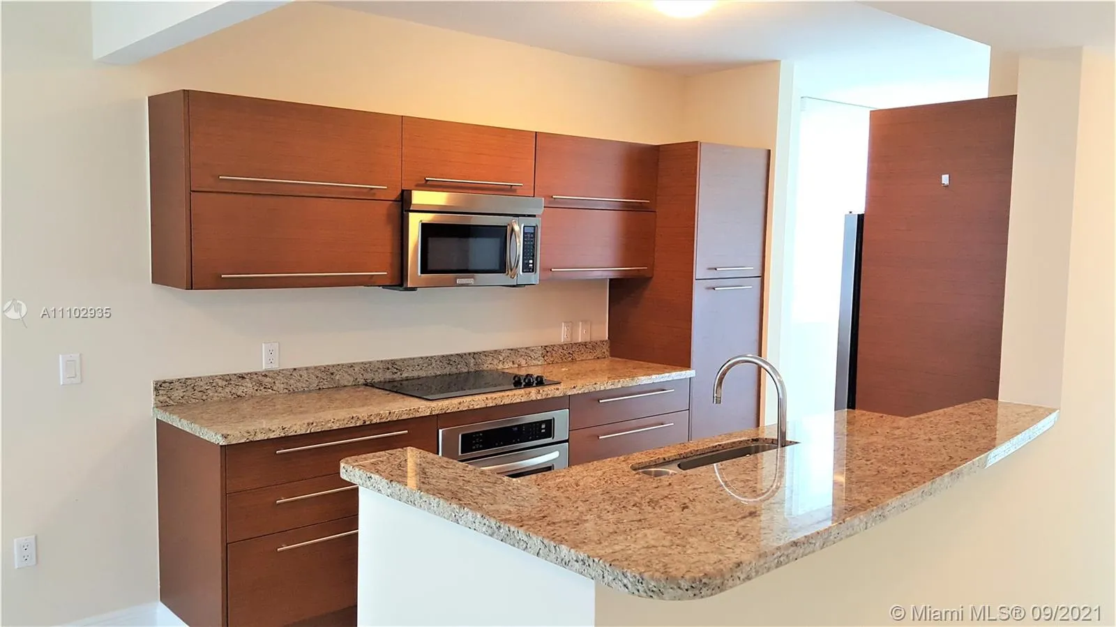 2641 N Flamingo Rd # 508N, Sunrise FL 33323