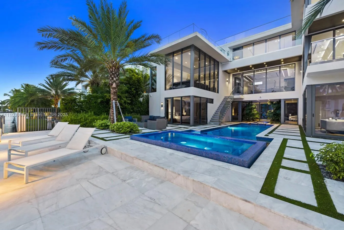 440 Mola Ave, Fort Lauderdale FL 33301