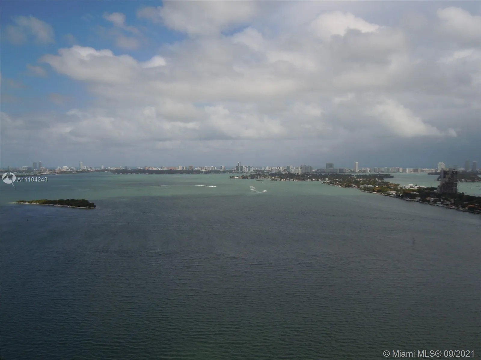 2 bedroom 2 bath for sale at 1900 N Bayshore Dr # 2902, Miami FL 33132