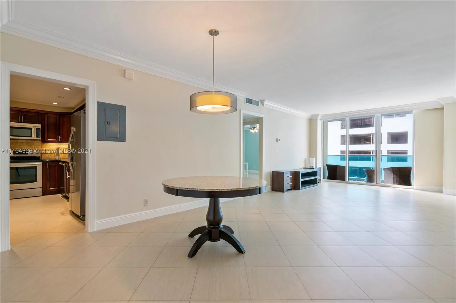 4001 S Ocean Dr # 9J, Hollywood FL 33019
