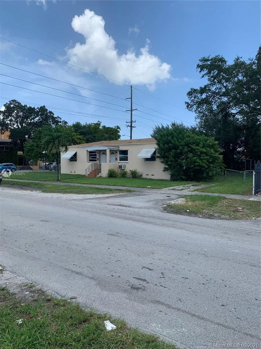 1065 NW 31st Ave, Miami FL 33125
