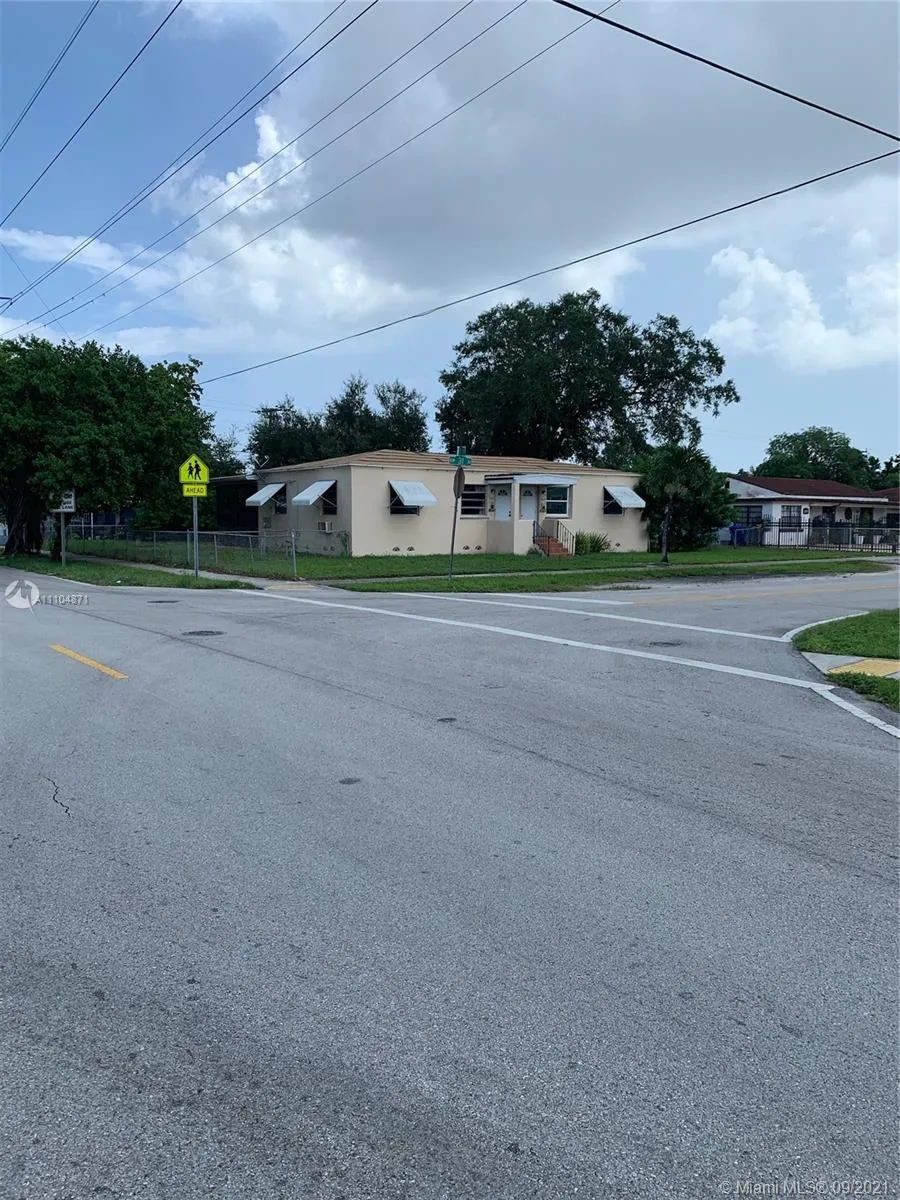 1065 NW 31st Ave, Miami FL 33125
