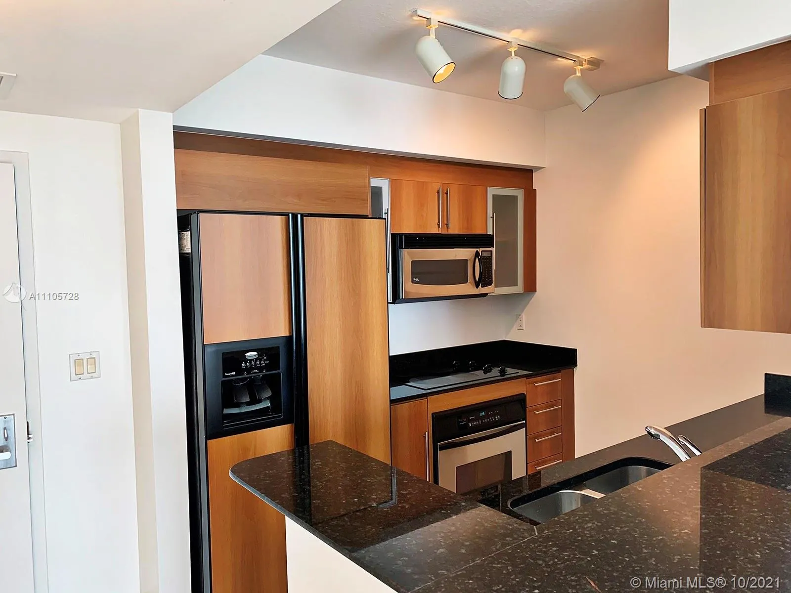 325 S Biscayne Blvd # 2616, Miami FL 33131