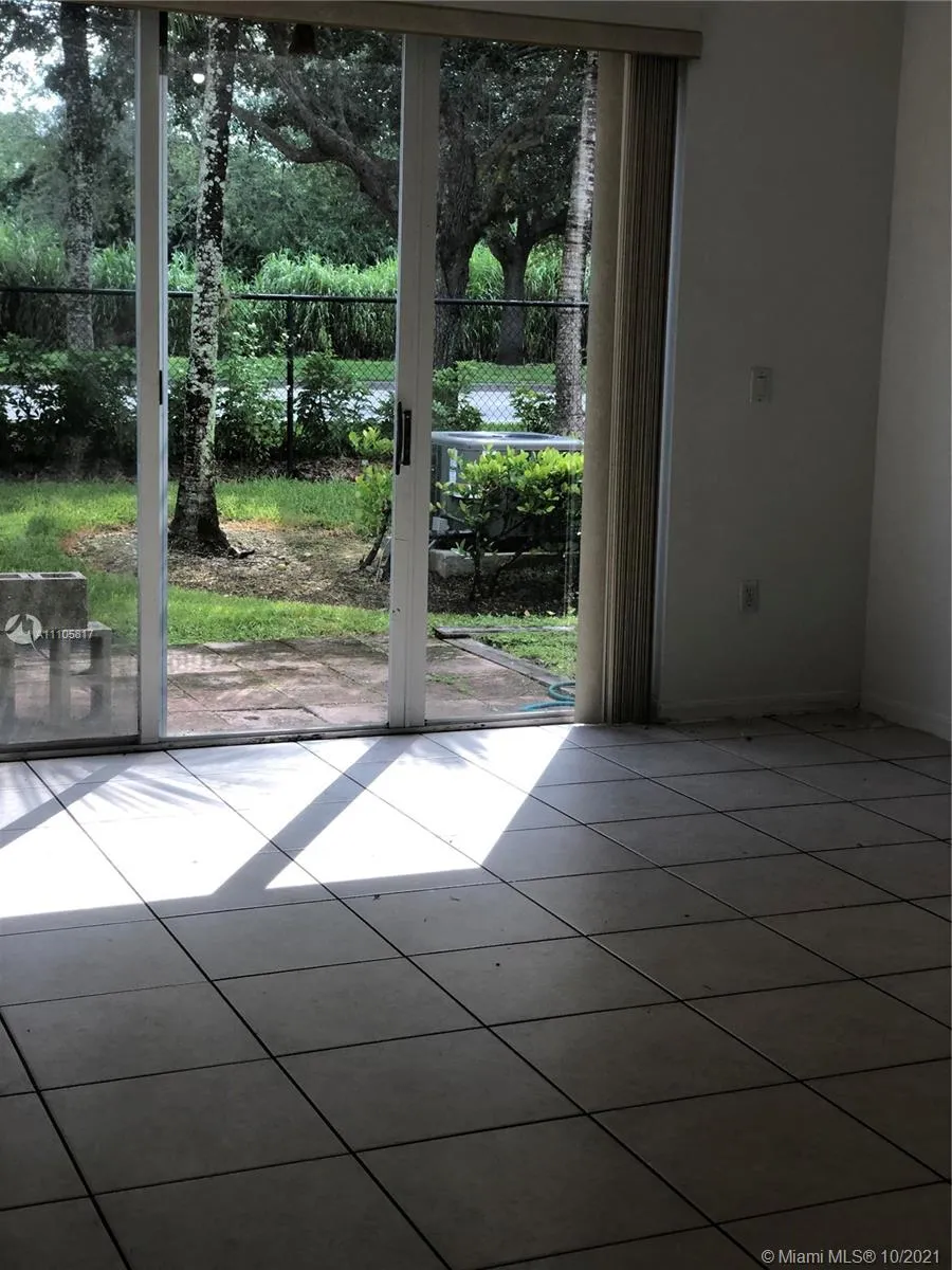 2281 NE 42nd Ave, Homestead FL 33033