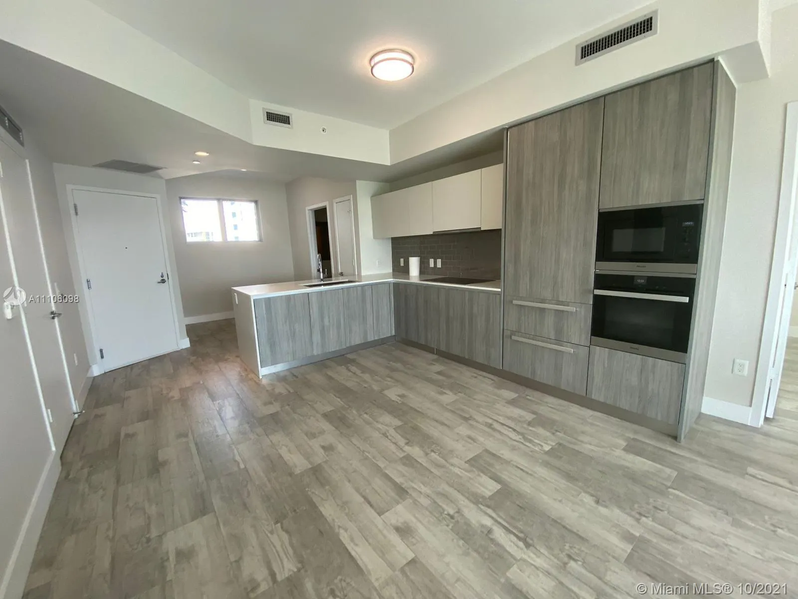 2900 NE 7th Ave # 705, Miami FL 33137