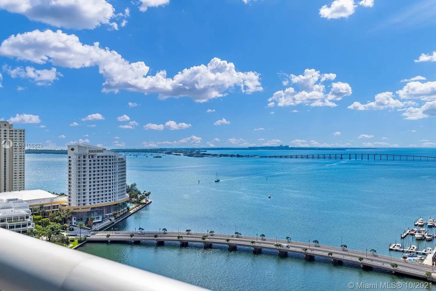 3 bedroom 2 bath for sale at 495 Brickell Ave # 2301, Miami FL 33131