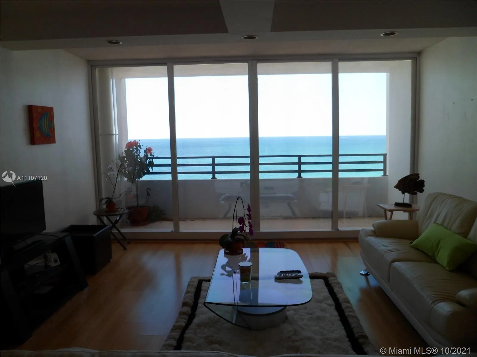 3505 S Ocean Dr # 1420, Hollywood FL 33019