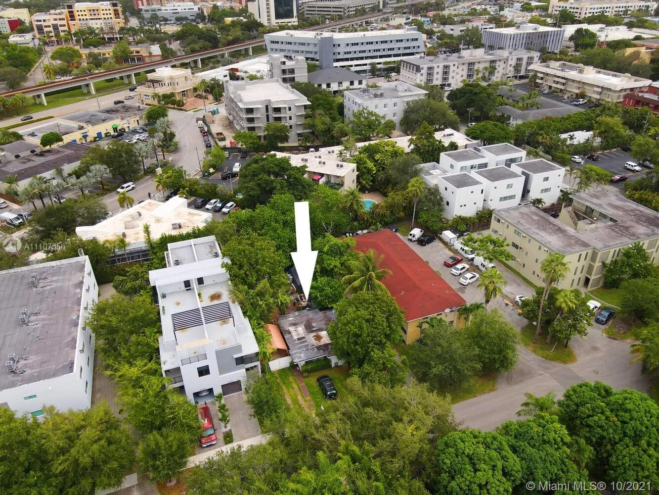 6021 SW 76th St, South Miami FL 33143