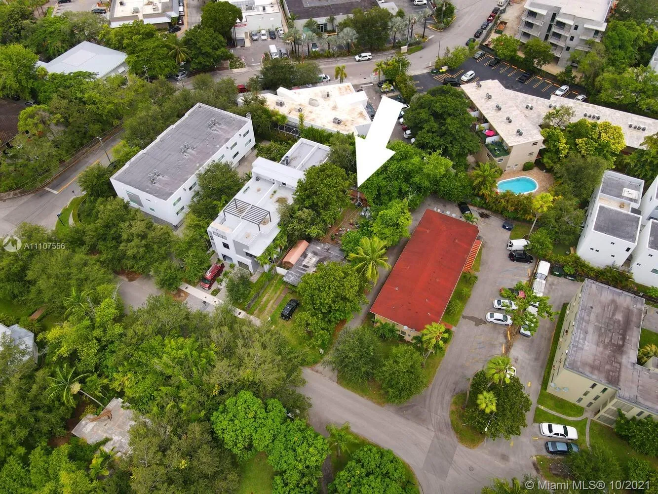 6021 SW 76th St, South Miami FL 33143