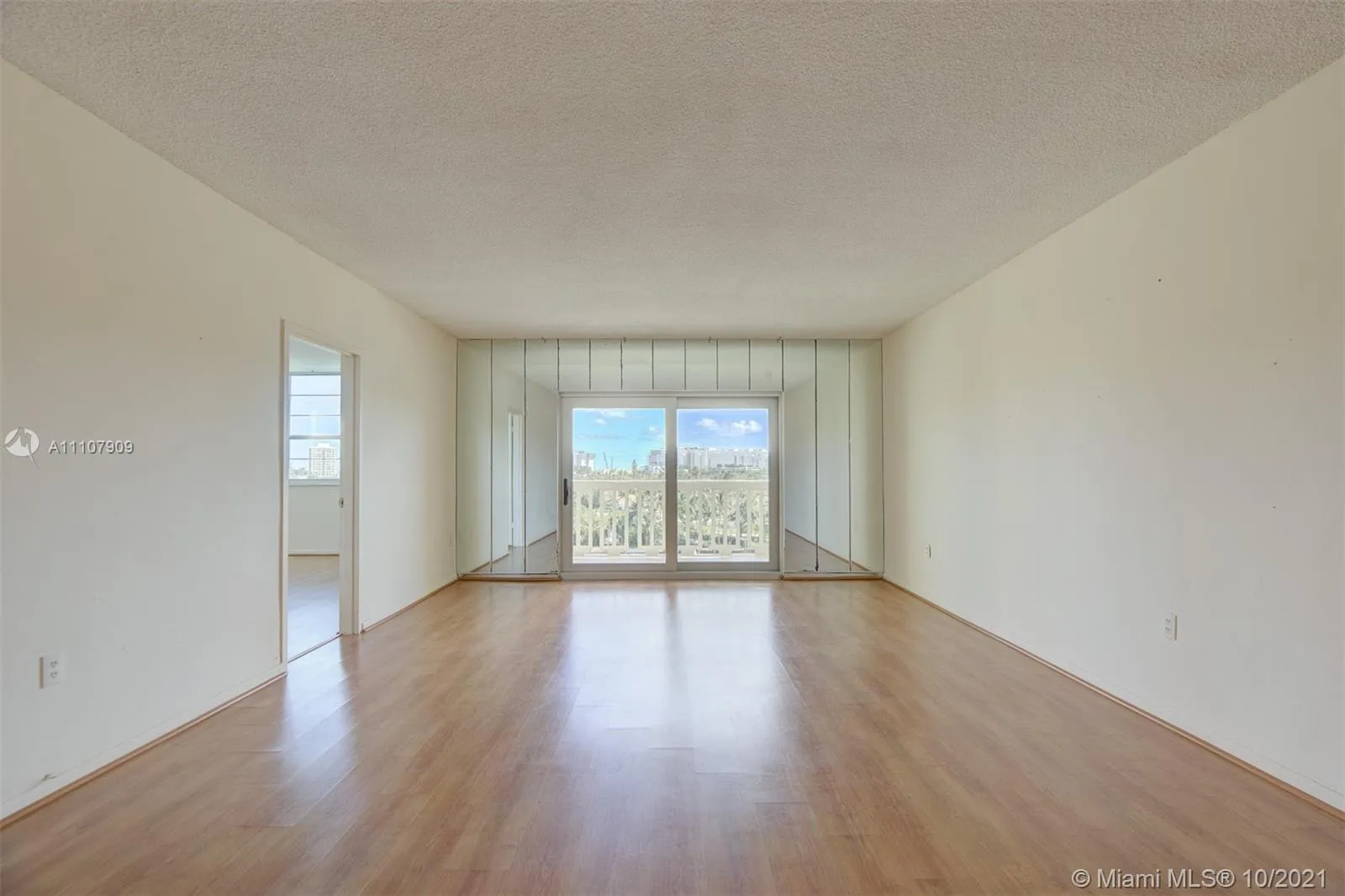 9111 E Bay Harbor Dr # 6A, Bay Harbor Islands FL 33154