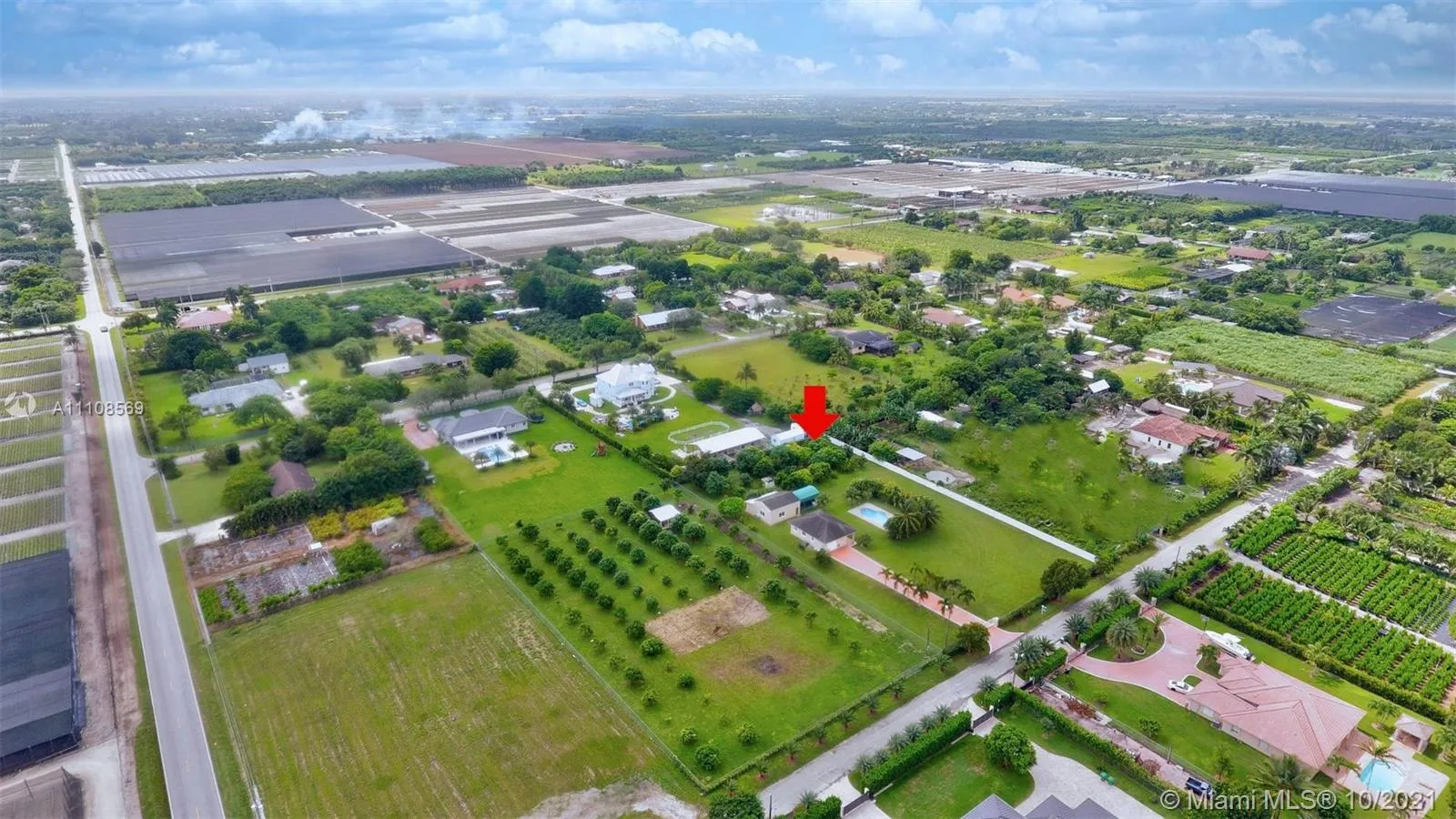 2 bedroom 1 bath for sale at 19470 SW 212th St, Miami FL 33187