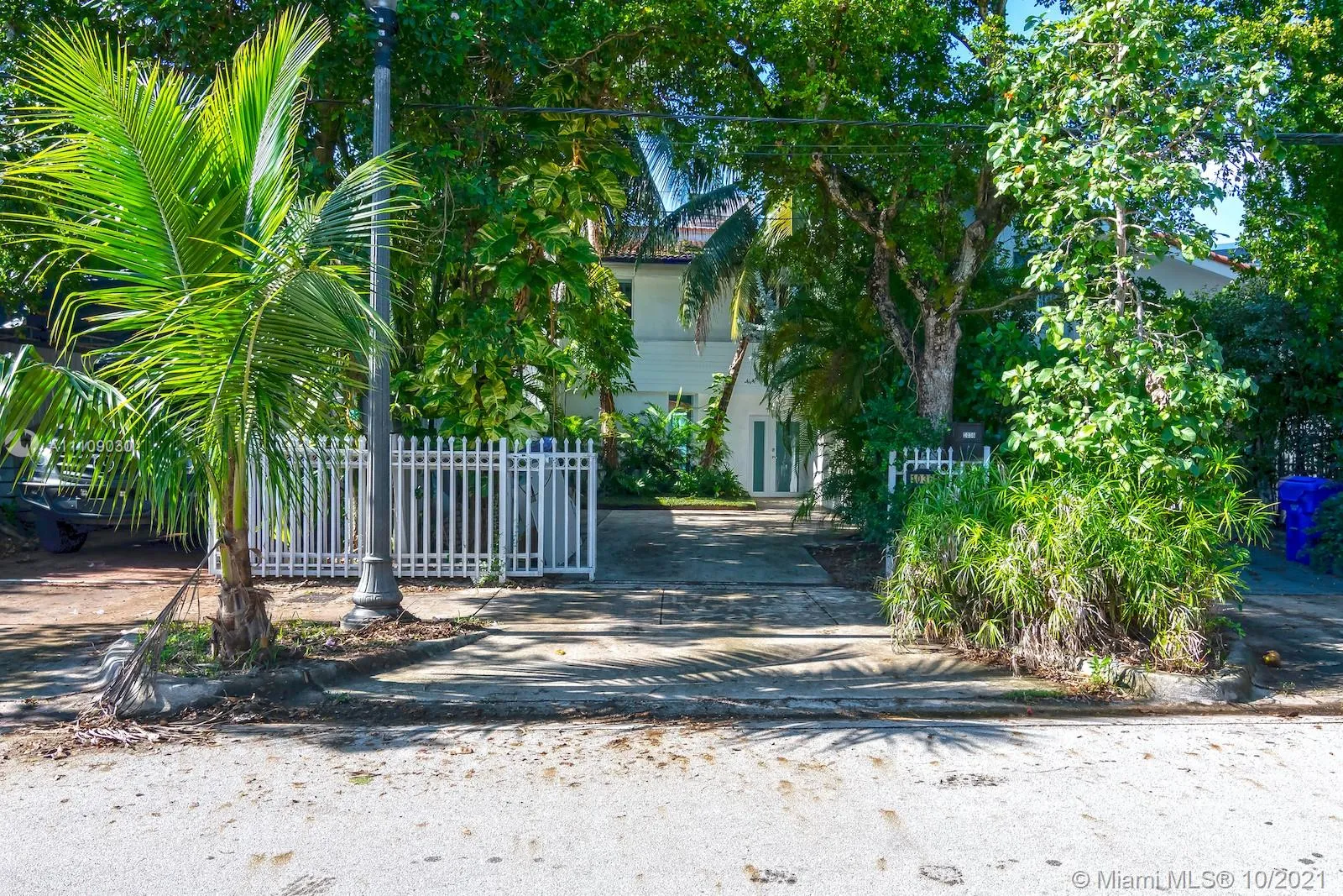 4 bedroom 4 bath for rent at 1036 NW North River, Miami FL 33136