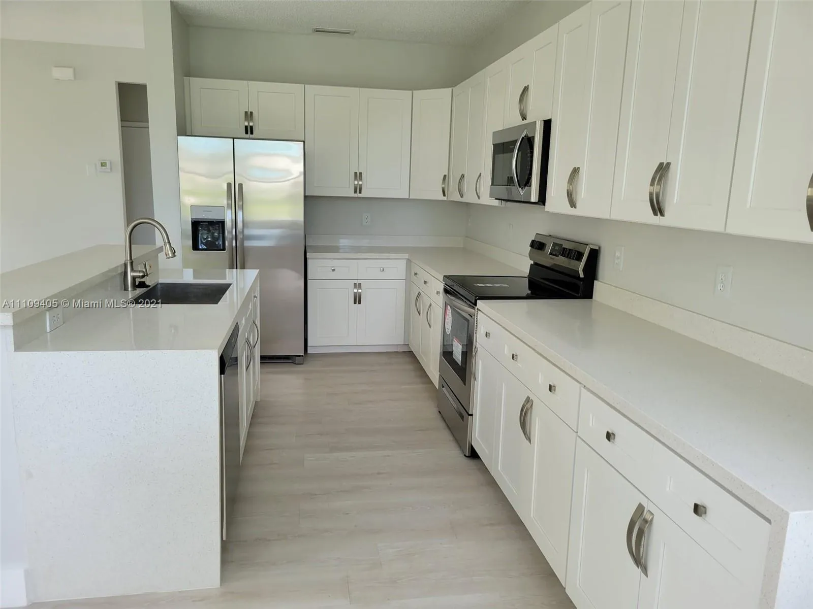 150 NW 151st Ave, Pembroke Pines FL 33028