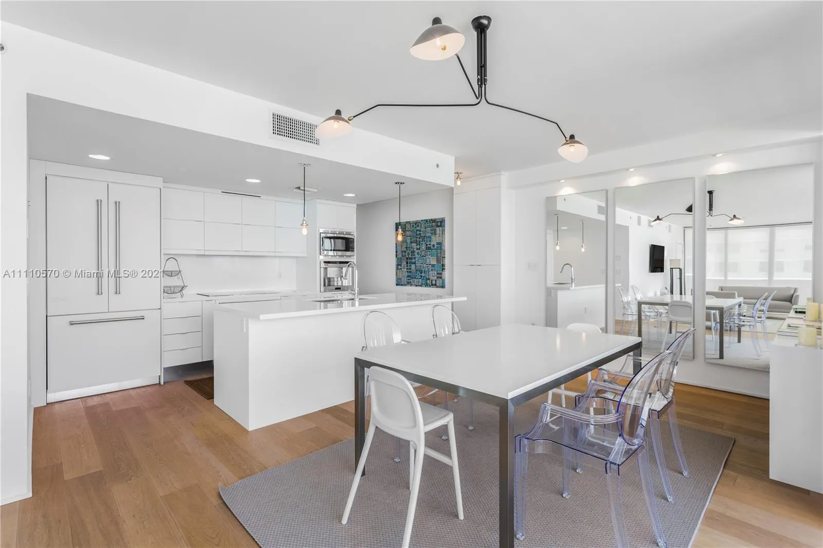 5875 Collins Ave # 1102, Miami Beach FL 33140