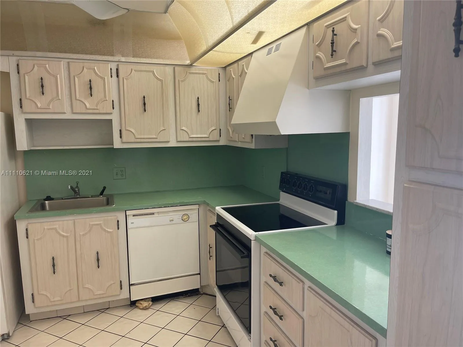 2801 NE 183rd St # 1611W, Aventura FL 33160