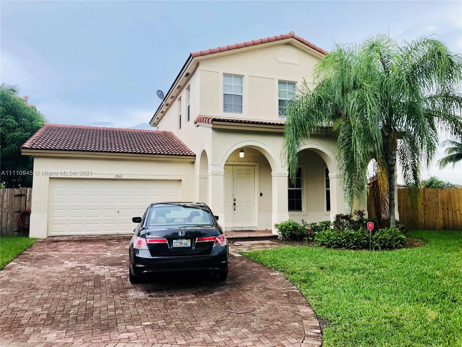4 bedroom 4 bath for sale at 2001 NE 40th Rd, Homestead FL 33033