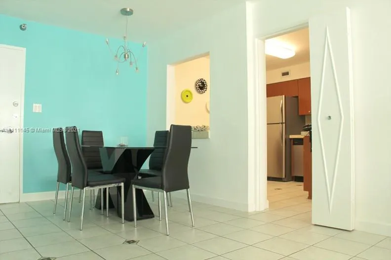 5151 Collins Ave # 829, Miami Beach FL 33140