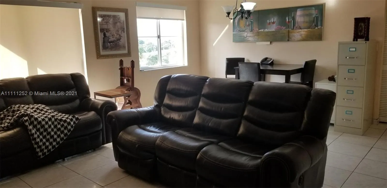 1 Alhambra Cir # 501, Coral Gables FL 33134
